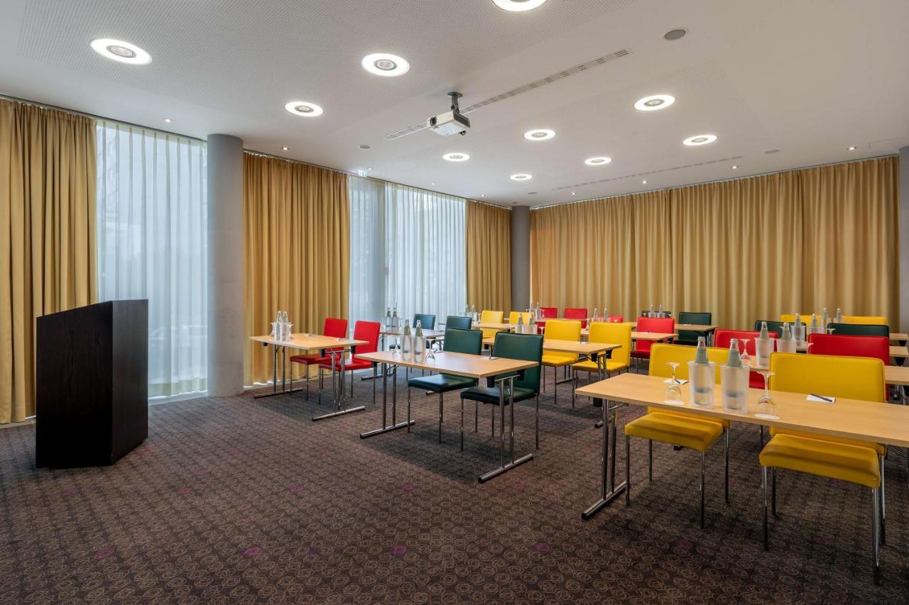 Doubletree By Hilton Frankfurt Niederrad Hotel 4*