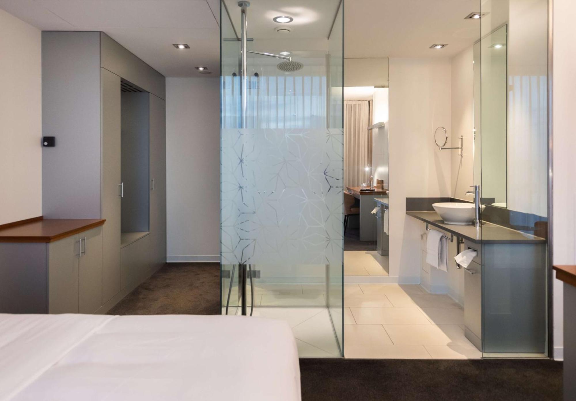 Doubletree By Hilton Frankfurt Niederrad Hotel 4*
